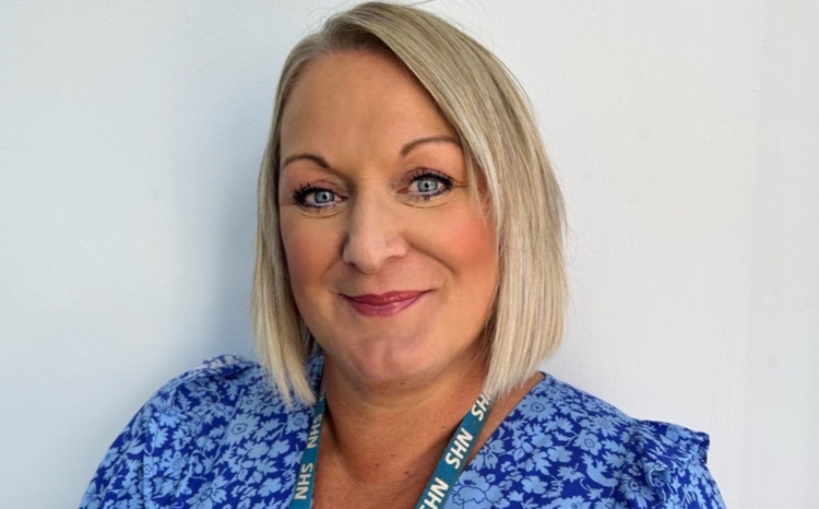 Hertfordshire Community NHS Trust gaat AI-schrijven uitrollen